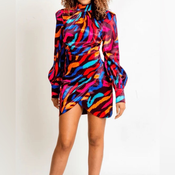 L'ATISTE Dresses & Skirts - L’Atiste By Amy Colorful Long Sleeve Open Back Faux Wrap Dress Size L